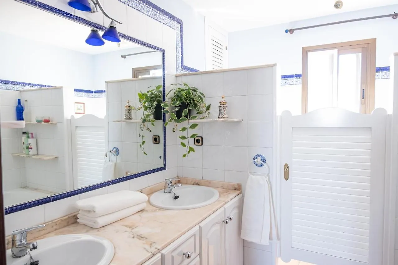 Casa Rural Emilio Con 4 Dormitorios Malaga