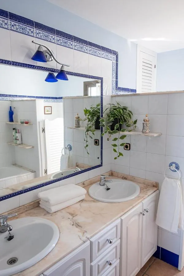 Holiday home Casa Rural Emilio Con 4 Dormitorios Malaga
